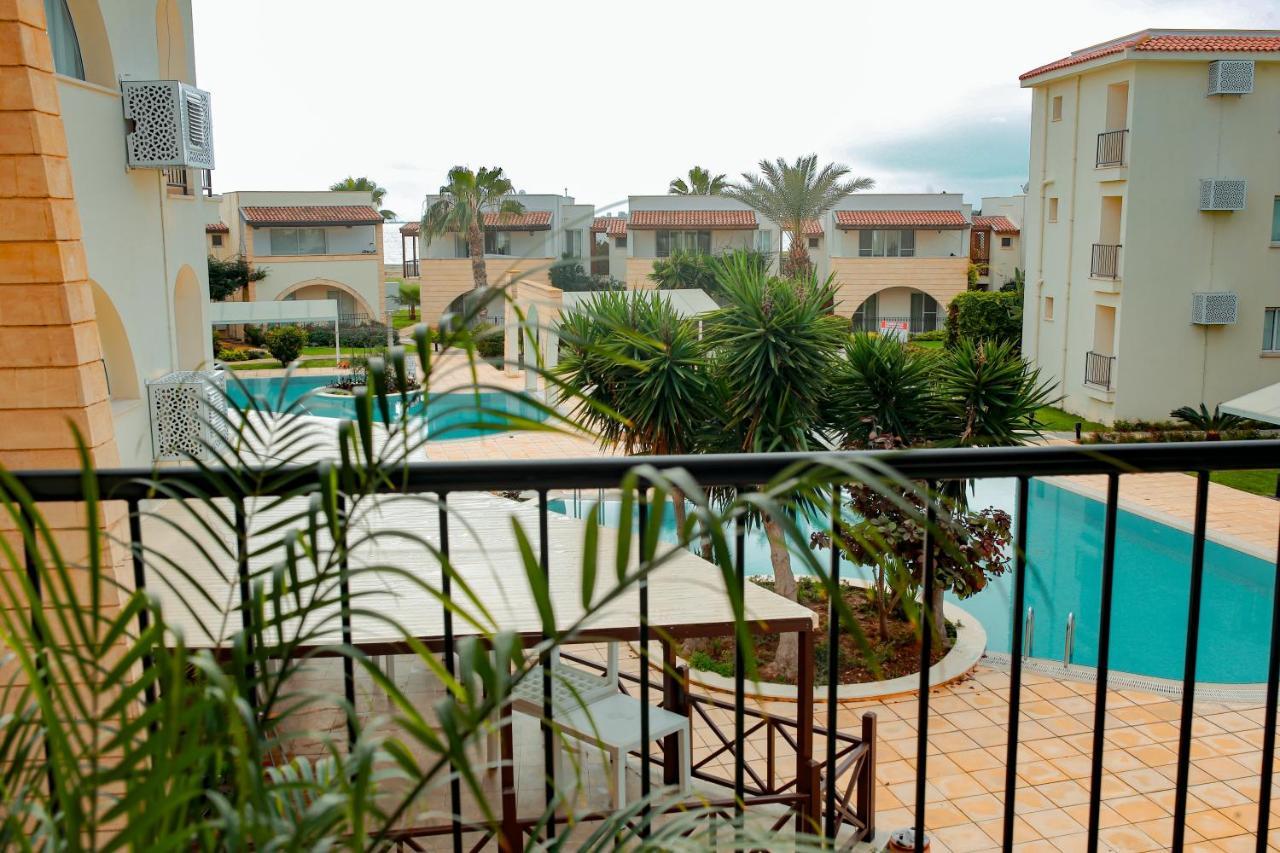 Fantastic 4 Cyprus First Line Beachfront Boghaz Esterno foto