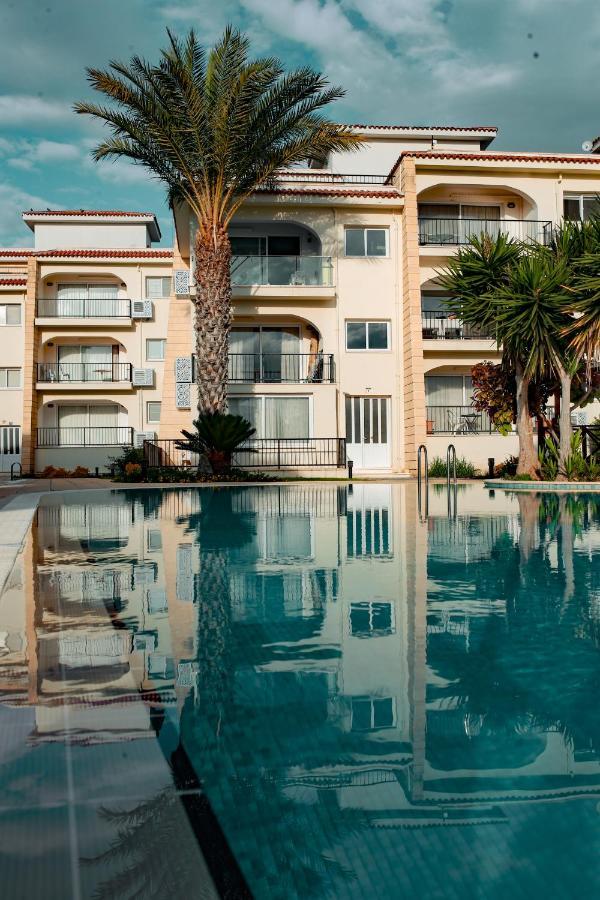 Fantastic 4 Cyprus First Line Beachfront Boghaz Esterno foto
