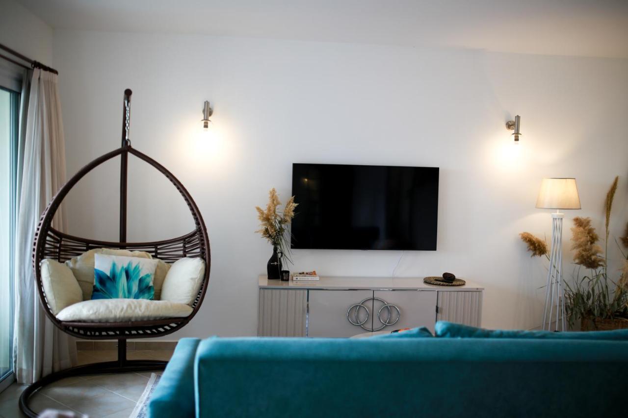 Fantastic 4 Cyprus First Line Beachfront Boghaz Esterno foto